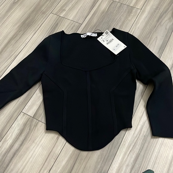Brand new Zara crop top - Picture 1 of 1